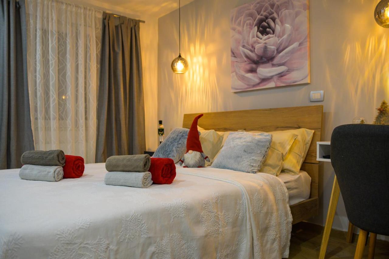 Lavanda Maslina - New Luxury Apartments Pula Exterior foto